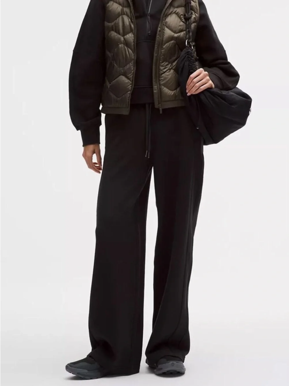 Lululemon - Scuba Mid-Rise Wide-Leg Pant